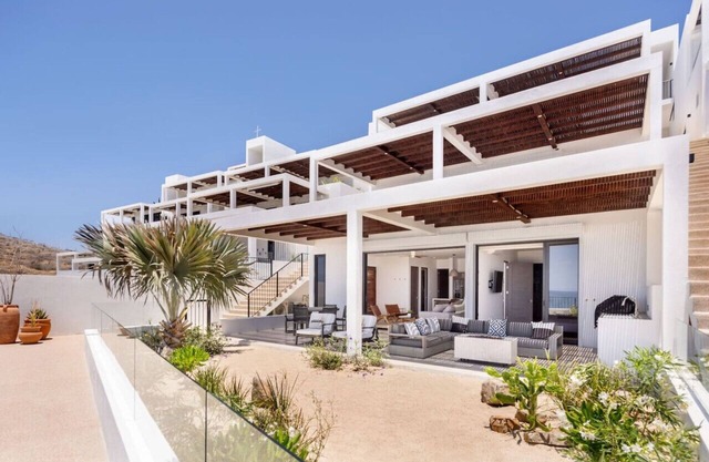 Oceanfront Condo Steps Away From Cerritos Beach
