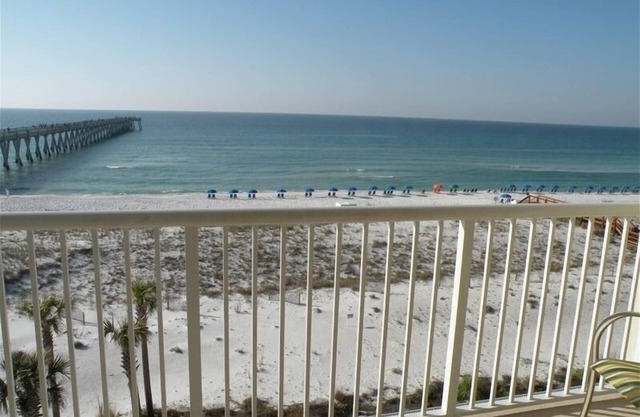 Oceanfront Condo. Week of Sept 27 - Oct 4 available. Email for Special Rate!