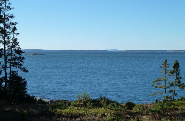 Oceanfront Cottage - spectacular Views Minutes from Acadia National Park