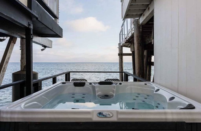 Oceanfront Home with Hot Tub and Rooftop Terrace