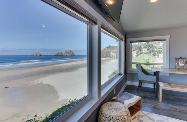 Oceanfront overlooking Three Arch Rocks