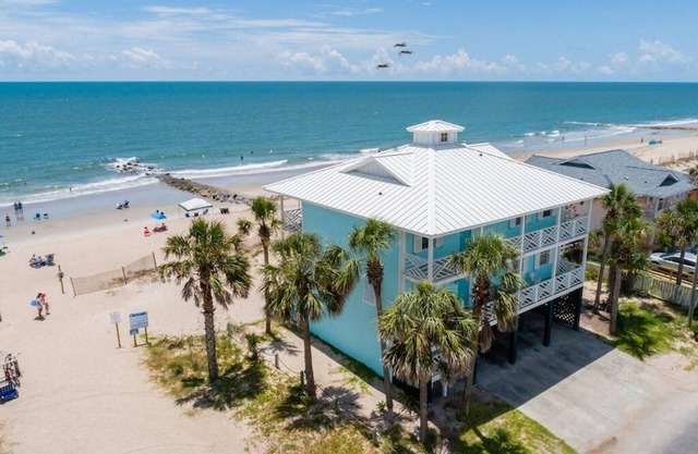 Oceanfront Showplace - Island Manor