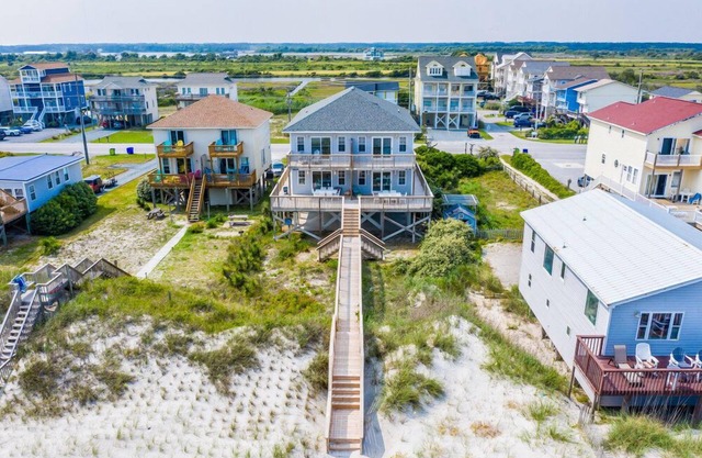 Oceanfront House w/Direct Beach Access