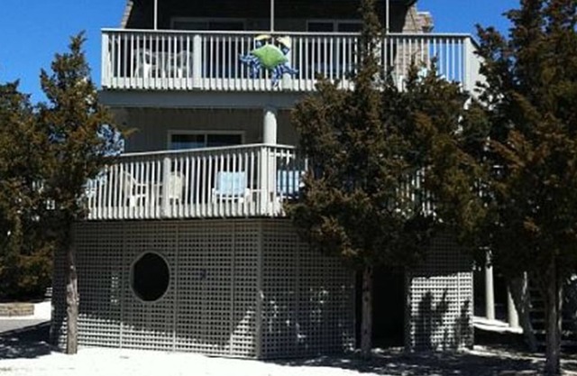 Oceanside Centrally Located at Barnegat Light