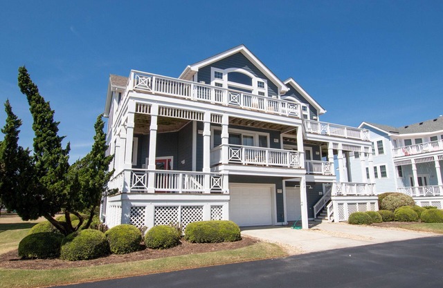 Oceanside, Dogs Welcome, Hot Tub, Close to Shopping, BU13A, Tropical Dreams A