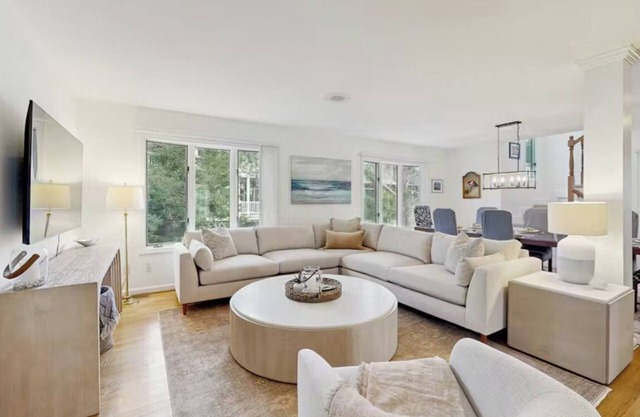 Oceanside Home, Private Beach Access, Sleeps 12, Pet Friendly, Gated Community