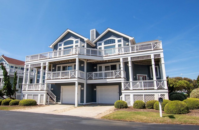 Oceanside, Hot Tub, Dogs Welcome, Community Pool, BU13B, Tropical Dreams B