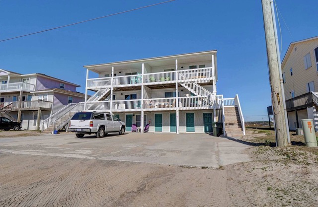 Oceanview 2BR Condo Steps to Beach