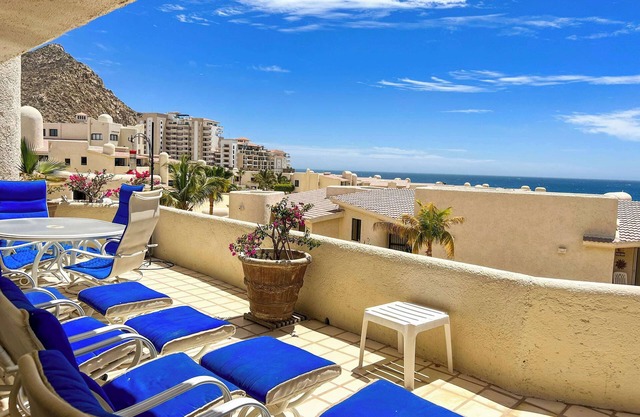 Oceanview Balcony | 2 Pools | Downtown Access