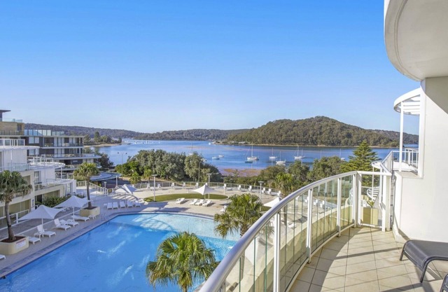 OCEANVIEW GEM - ETTALONG BEACH RESORT (WIFI)