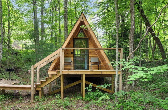 Off-Grid Mini A-Frame in Hartford, TN- Cabin R