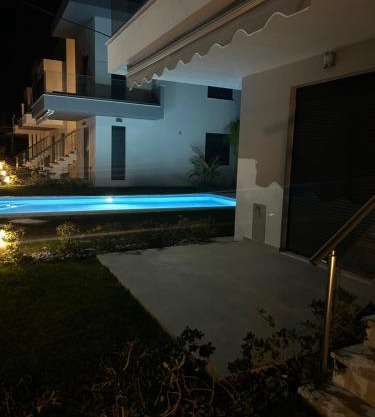 Ofriniou Heaven - 200m from the Beach - Swimming Pool Access - Starlink WIFI