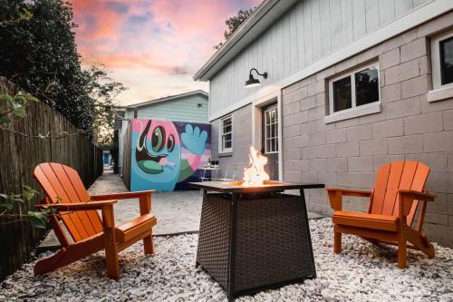 Olde Village Loft - Unique Park Circle Experience