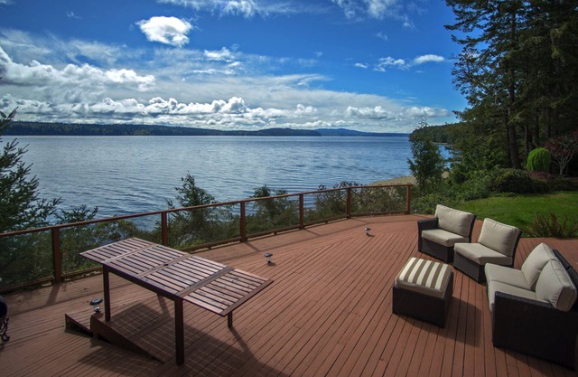Olympic National Park, Hood Canal, & Brinnon Waterfront House