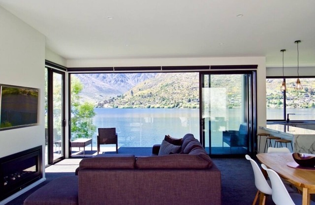 On the Lake , Remarkable Views
