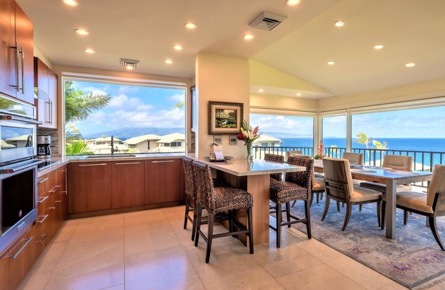 One of Our Best, July & August, (LOWEST PRICE EVER) ~ Platinum Maui Vacations