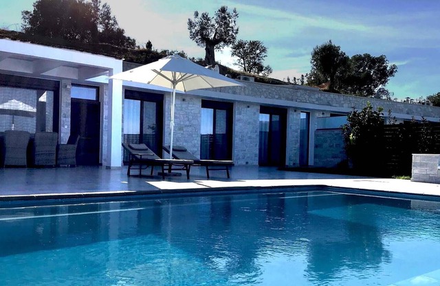 ONEiRO - Halkidiki Seaview White Villa