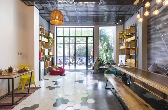 OPOX Nha Trang: 10 studios steps to the beach