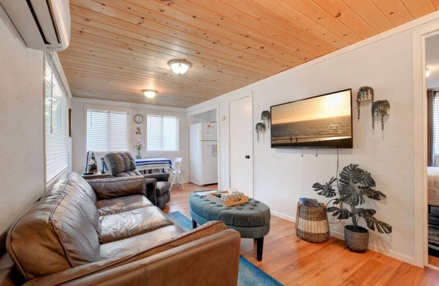 Oregon Coast Cottage Getaway!