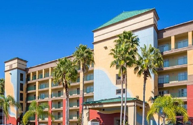ORLANDO BLUEGREEN SUNSHINE VACATION (Dec 27-Jan 3)