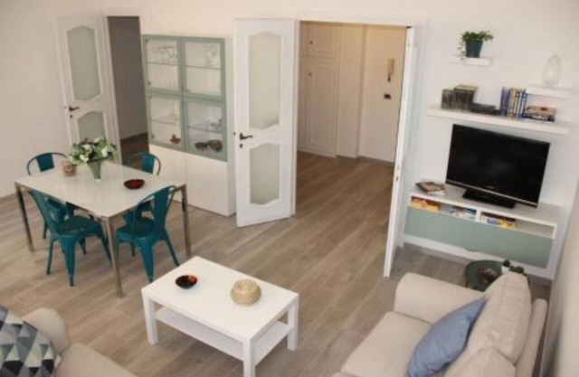 Ostia, apartment 50 mt from the beach, finished and quiet-sea view