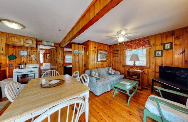 Otis Cottages