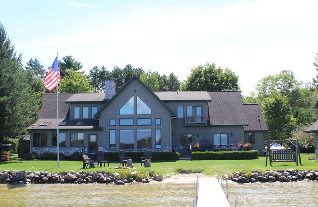 Otsego Lakefront/Family/Groups/Color Change/Golf Outings/Snowmobile!