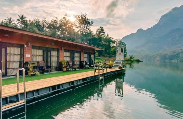 Ou River House