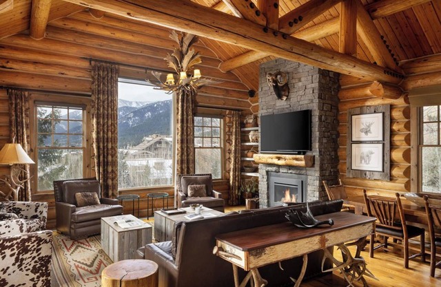 Outpost: Granite Ridge Cabin 7602 - Private Hot Tub!