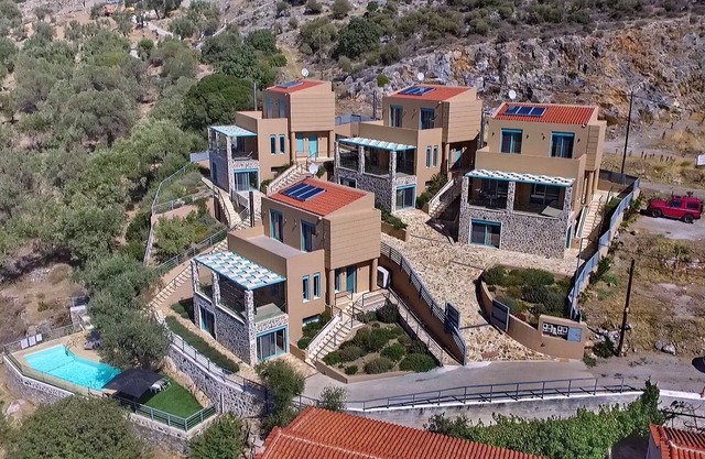 Ouzo Villas 2, Accessible 3BR villa at Ag. Isidoros, Plomari, Lesvos