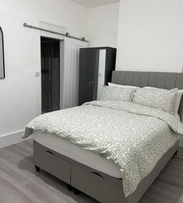 Oxborne Rooms UK - Plaistow