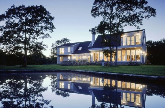Oyster Pond NEW Pickleball Court, pool, hot tub, kayaks, pets ok
