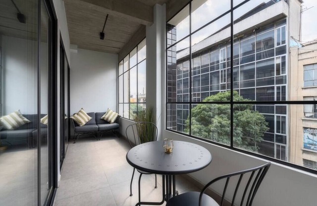 P401 Zocalo & Cathedral 2bdrm 2bath AC