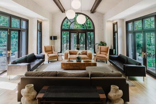 Paces Palazzo-a Buckhead Mansion