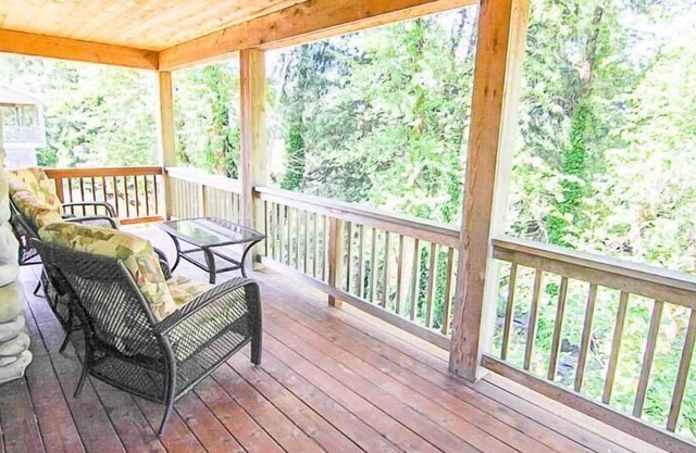 Pacific Way Cottage