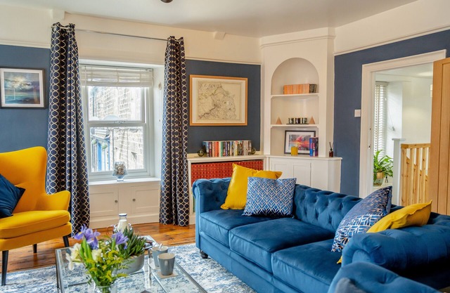Padley's Place - Three Bedroom House, Sleeps 6