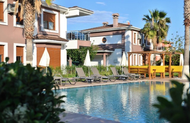 Pak Family Villas