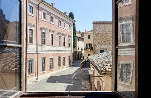 Palazzo Costanti - Private apartment in a historic building from the 1600s