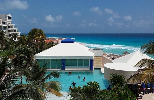 PARADISE AWAITS YOU !