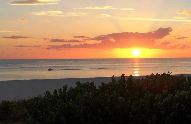 🏝️ Paradise Beckons! 2BR 2BA Sea Winds Beachfront! 🏝️