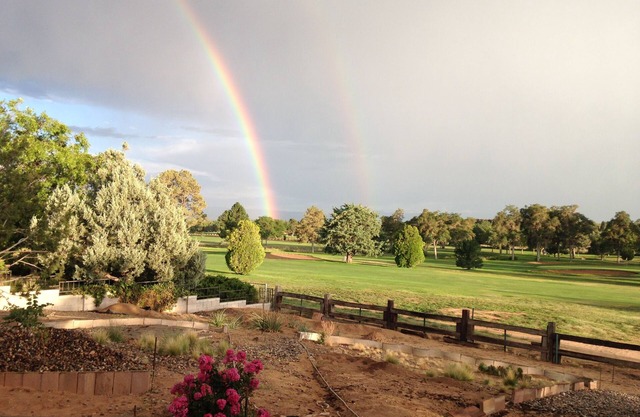 Paradise Greens. Golf Course - Front House. Privacy and Views!