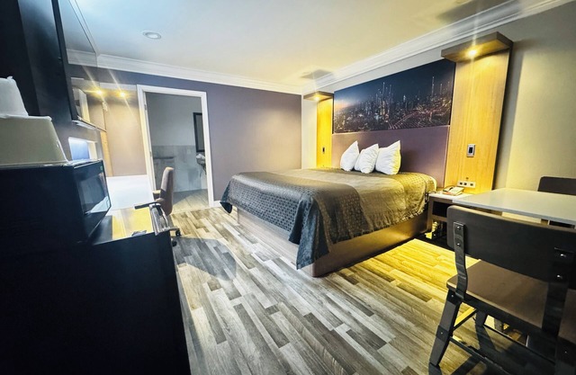 Paradise Inn