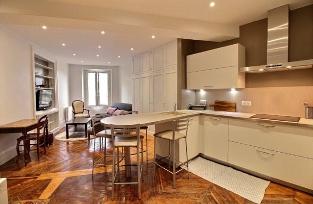 Parisian Home | 104525 |1 chambre| Ile Saint Louis