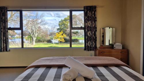 Parkview Retreat- 3 Bedrooms and 3 Bathrooms