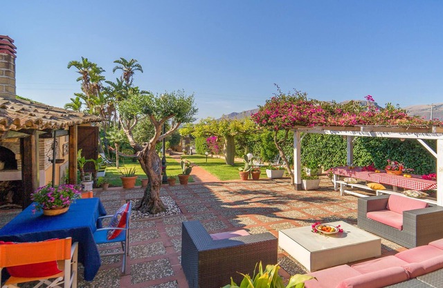 Part of a two-family house on a small hill overlooking the Gulf of Castellammare del Golfo.