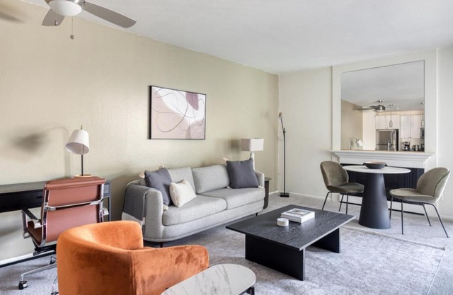 Pasadena 1BR w Gym Pool nr Colorado Ave LAX-862
