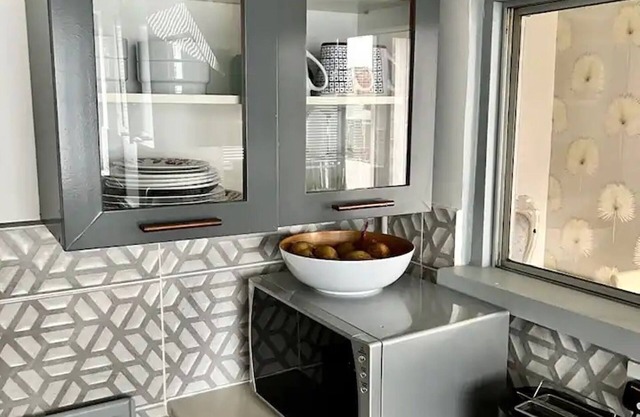 Pass the Keys | Stylish Family Friendly 3 Bed home with Parking