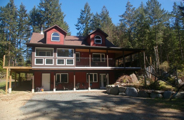 Patio Suite at Kingfisher Pond Guesthouse