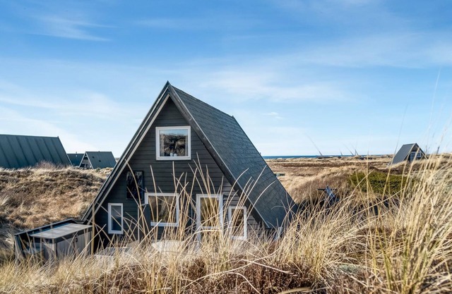 "Pauli" - 350m from the sea by Interhome