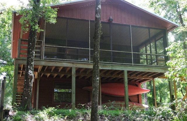 Paw Paw's Place on the Suwannee River near Branford